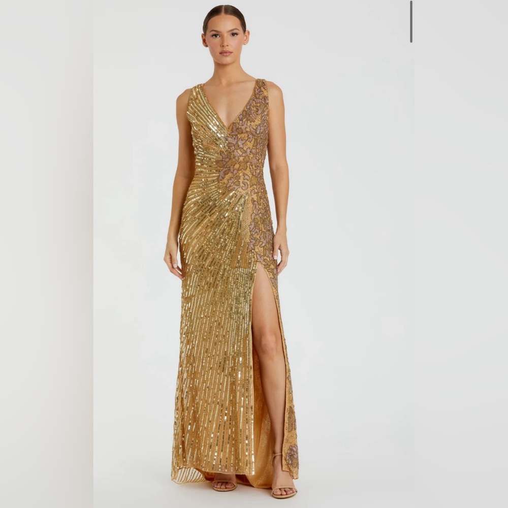 Beautiful MAC DUGGAL Gold Beaded Floral Sleeveless Gown size 2 New